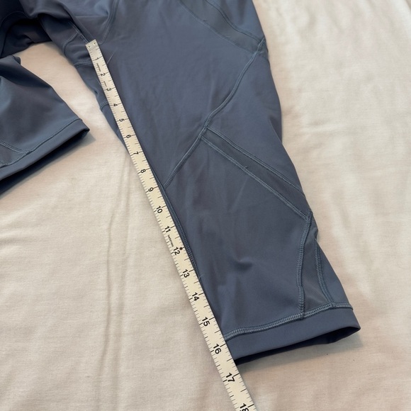 Lululemon 8 Cool to Street Crop Capri Leggings ~ Blue Sheer Low Rise - Picture 7 of 8